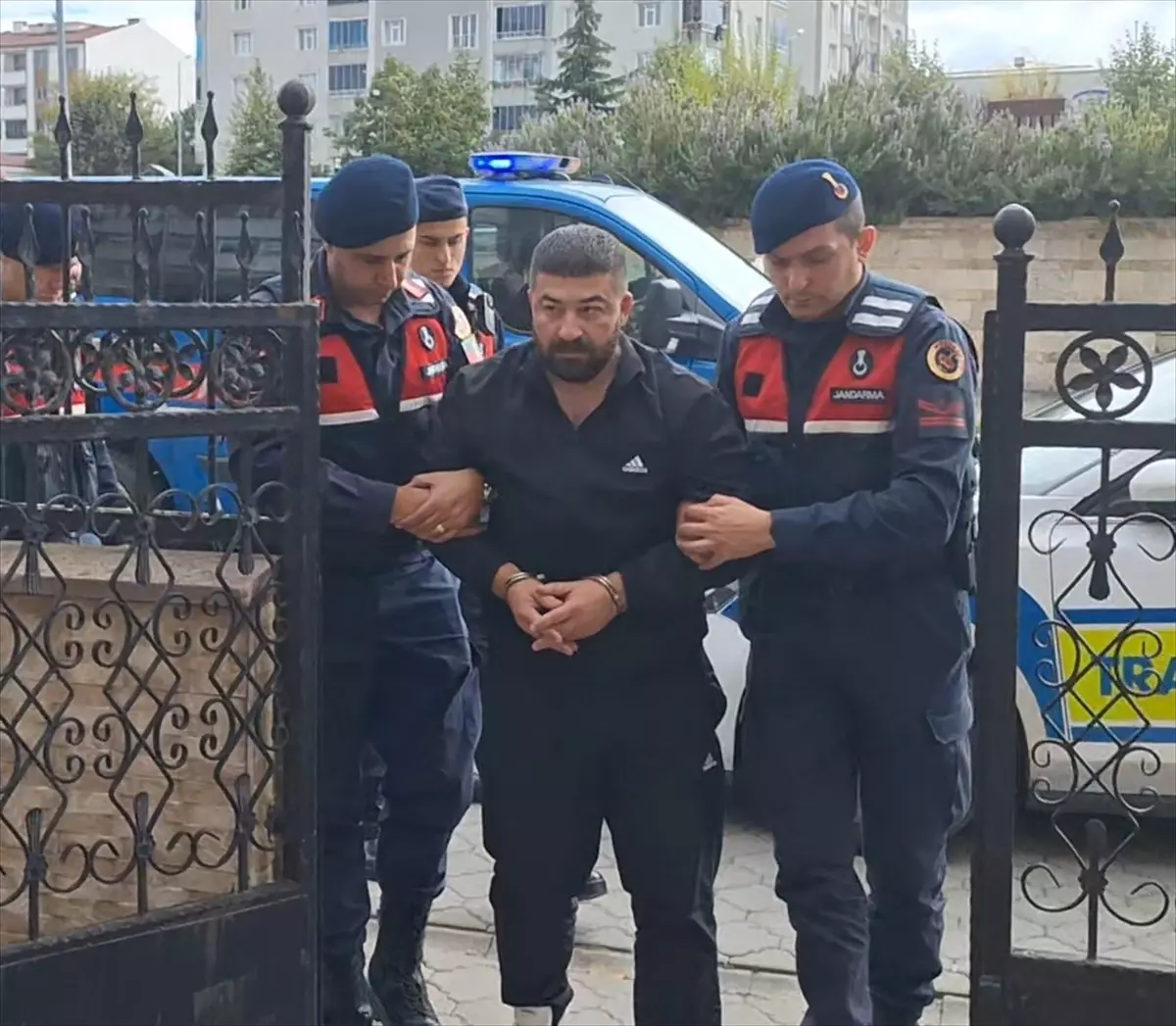 bafrada ailevi tartisma sonrasi cinayet supheli teslim oldu L5tyW9mD.jpg