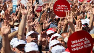 son arastirmada carpici sonuclar gecim derdi ezip geciyor BtsRvwEw.jpg