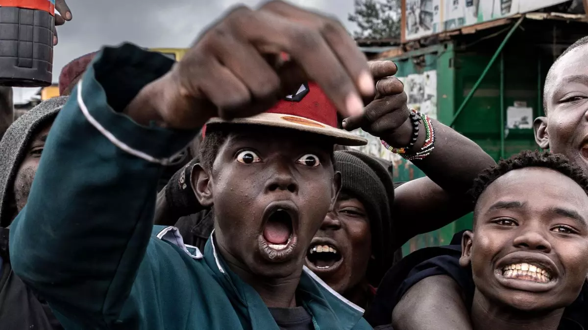 z kusagi hukumetleri deviriyor sosyal medya protestolari kalici degisim getirebilir mi UEniNv8J.jpg