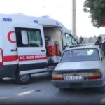 Askeri ambulans ve otomobiller carpisti 2 yarali VuSuPxwq